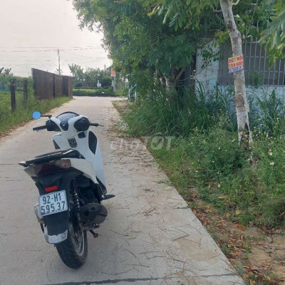 Vần bán nhanh lô bê tông điện nam băc trục chính