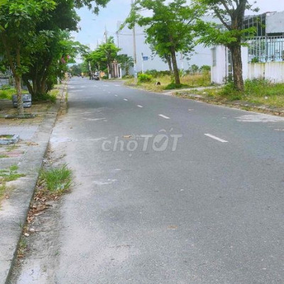 cần bán khu Ngân Câu - Ngân Giang - Điện Ngọc giá rẻ nhất khu 109m