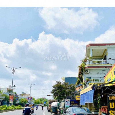 Độc quyền chỉ 1 lô đất đô thị 100% ngay khu phố chợ sát QL1A/180m2/SHR