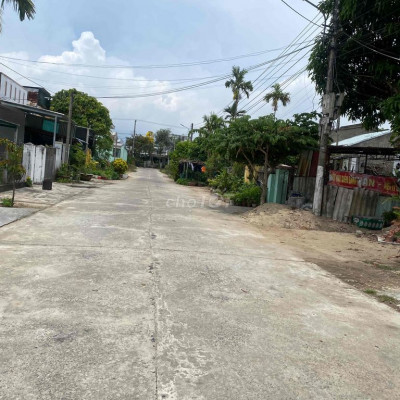 Bán lô bến trễ 125m2 giá chỉ 1x/m2 có x là bán