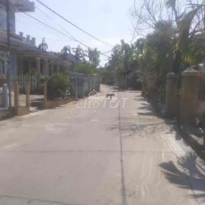 bán nhà 2 mặt tiền