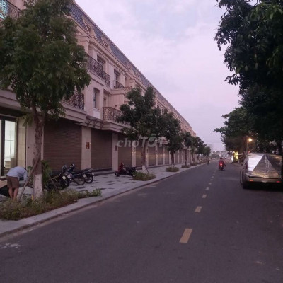 Bán đất biệt thự view bờ hồ trảng kèo tp hội an