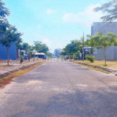 97.5m2 sạch đẹp Kdt số 9 Điện Ngọc