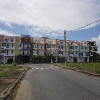 Chính chủ , cần tiền bán gấp