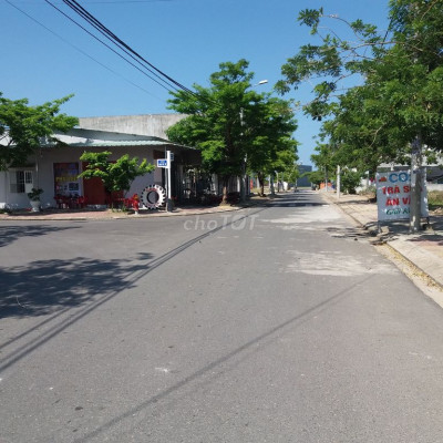 Đất 115m2 mặt tiền đường nhựa 23m25 - Khu ĐH Nội Vụ