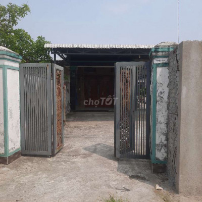 Cần bán nhà 3 lá Gần khu phố chợ điện Ngọc