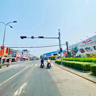 Chỉ 4Tr/m2 rinh ngay 2 mặt tiền view công viên siêu đẹp ven TP Hội An