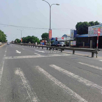 Bán đất view 2 mặt tiền cách Hội An 15 phút, sát QL1A 100m chỉ 6xx