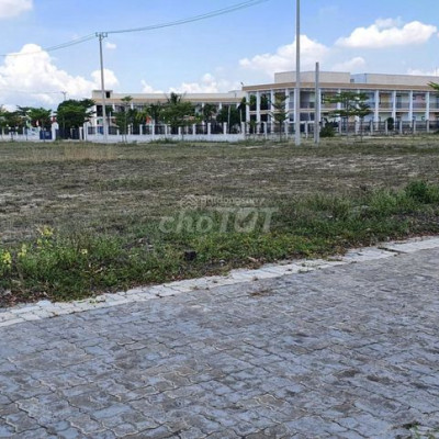 Bán đường 10m5 sau trục 33m, khu đô thị 7B Điện Ngọc