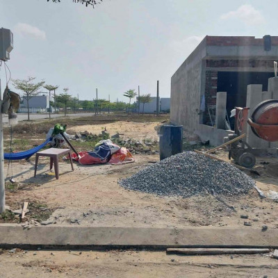 Bán lô 7b 120m2 đường 17m5 giá rẻ của dự án