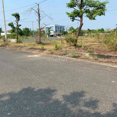 chào bán 5 lô biệt thự liền kề