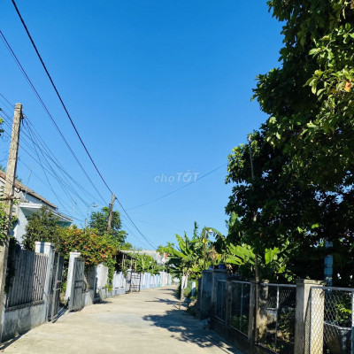 Bán gấp 150m2 - đường QH 10.5m - Ngay Trung tâm thị trấn Nam Phước