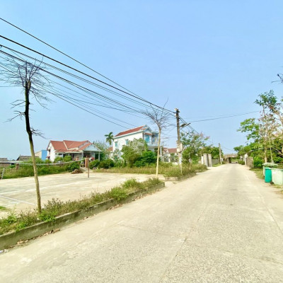 Đất cạnh QL1A sát cầu Bà Rén đường 6m chỉ 680tr có thương lượng