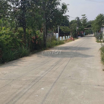 16.500m2 đất Quế Châu, Quế Sơn Gần Uỷ Ban đi vô xíu, 4ti thương lượng