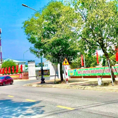 Bán đất sát QL1A, cách Hội An 15 phút di chuyển chỉ 6xx