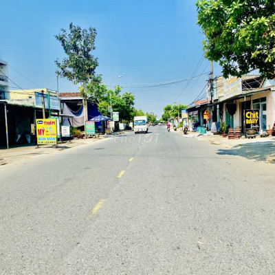 Trung tâm thị trấn Nam Phước đường QH 10.5m cạnh chợ KD sầm uất 680tr