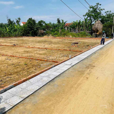 Bán 4 lô Liền kề Tổng DT 700m2 giá 550tr/lô