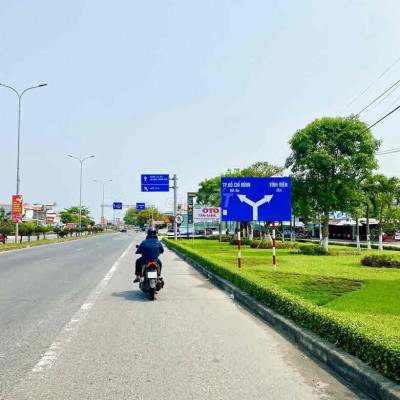 NGỘP BANK- Chỉ 6XX rinh ngay lô mặt tiền sát QL1A cực đẹp/Bao sổ/120m2