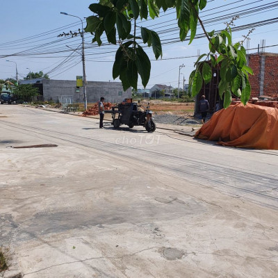 CC bán lô đất đường 5m5, ngay sát QL1A, trục DT610, view thoáng mát