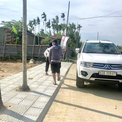 Đất mặt tiền trục chính Tx Điện Bàn gần uỷ ban trung tâm 175m2 có sổ