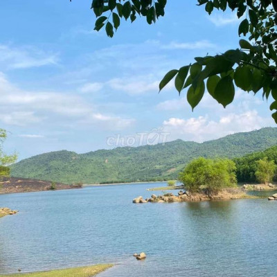 Cần bán lô đất vườn Giáp hồ Views hồ phú Ninh nghĩ dưỡng 5 sào 2360m