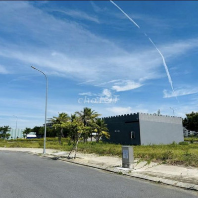 biệt thự mini khu đô thị làng đại học, hướng Đông đường 22m5