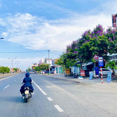 Chỉ 1 lô chính chủ view sinh thái cực chill sát QL1A/Đường QH 9m5/SHR