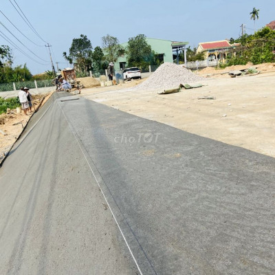 Đất lô GÓC, đường rộng QH 6M, giá 9xx. có 500 triệu hổ trợ vay 3 bên.