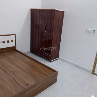 Cho thuê nhà 2 tầng đẹp mặt tiền đường 5,5m , sau lưng trường tiểu học