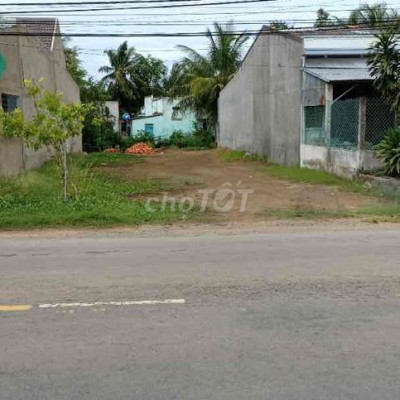 Mặt tiền đường lớn 600tr Gần cầu Giao Thuỷ