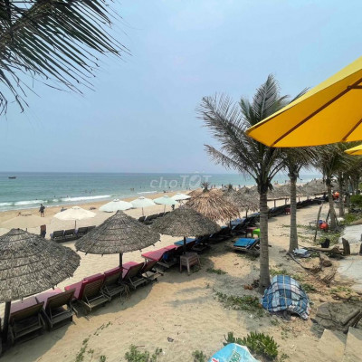 Cần bán nhà xát Biển