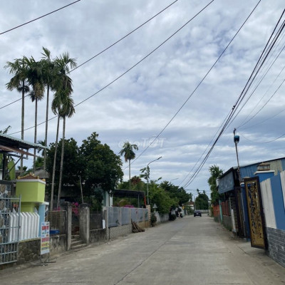 Chính chủ muốn bán gấp 3 lô liền kề giá chỉ 690tr,gần chợ,trạm thu phi