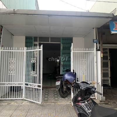 Cho thuê nhà nguyên căn mặt tiền 90 Trưng Nữ Vương tam kỳ