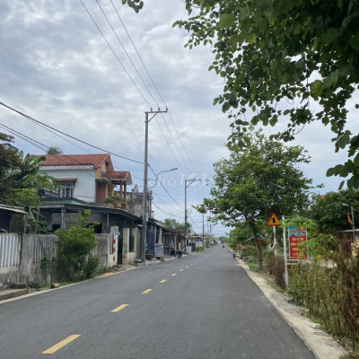 3 Lô liền kề sổ sẵn ngay trạm thu phí-đường 5m gần chợ giá chỉ 690tr