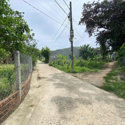 Lô góc Hà Đông-Bích Bắc, cách Hoà Phước 2km