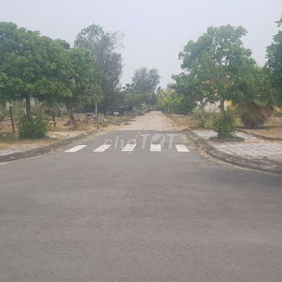 Đất khu đô thị Ngân Câu và An Phú Quý gần ĐH FPT, gần chợ Điện Ngọc