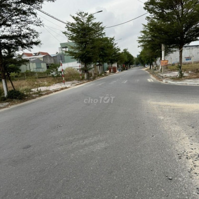 Cần bán gấp lô góc 2 mặt tiền ngay KĐT Điện Thắng giá sập hầm