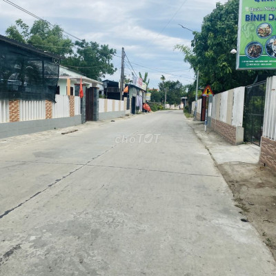 CHÍNH CHỦ CẦN BÁN GẤP LÔ ĐẤT SÁT TRỤC TRẦN PHÚ 33M CÁCH QL1A CHỈ 1KM