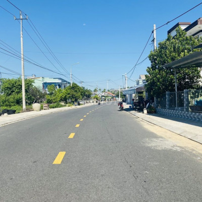 Cắt lỗ hơn 200tr bán gấp đất đường QH10.5m,cách Hùng Vương 100m giá rẻ