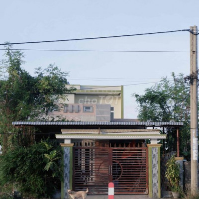 Bán nhà ở nguyên căn diện tích 315m vuông+3 phòng ngủ