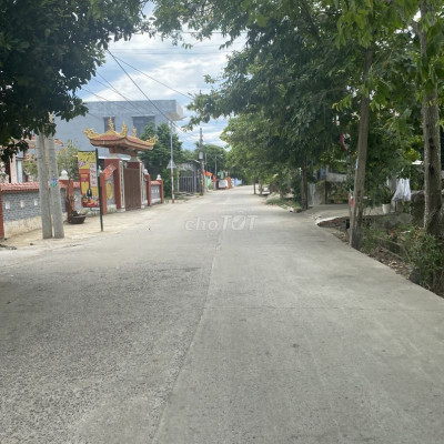 BÁN GẤP LÔ ĐẤT 114M2 ĐƯỜNG Ô TÔ GẦN NGAY TRẠM BOT CHỈ 650TR