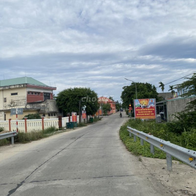 Cần bán gấp 100m2 gần Vĩnh Điện giá chỉ 725tr, cách trường học 100m