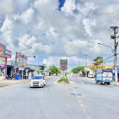 Lô Điện Thắng gần đường 33 Trần Phú  nằm cách QL1A tầm 1km.Giá 6xx/lô.