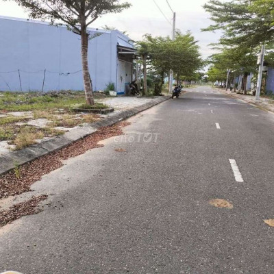 Đất đô thị sát chợ đầu mối Điện Ngọc, giáp Đà Nẵng