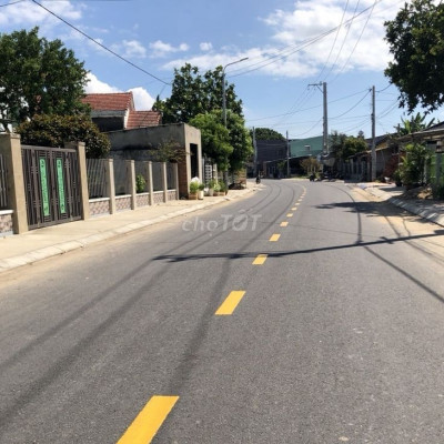 Cắt lỗ muốn bán nhanh 100m2 sau lưng trường mẫu giáo giá chỉ 650