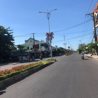 Chính chủ bán gấp lô biệt thự ngang 12m gần TT Vĩnh Điện Giá 695tr