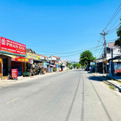 Hàng độc quyền đôi 2 mặt tiền ngang 12m gần chợ sát QL1A/Sổ hồng sẵn