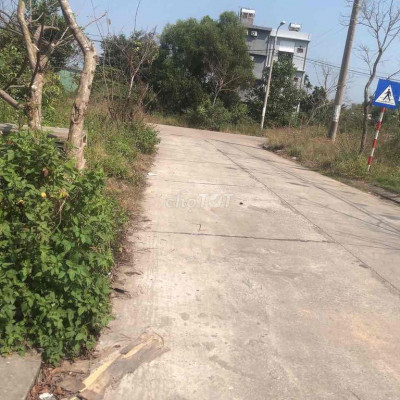 Gia đình cần tiền bán nhanh lô đất khối phố 5 Vĩnh điện giá rẻ