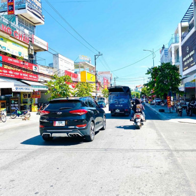 Giá độc quyền rẻ nhất thị trường lô biệt thự 210m2 full thổ sát QL1A