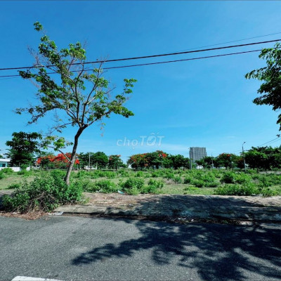 Kđt Green City trục Lk15 sạch đẹp, sát đường 27m gần khu khách sạn